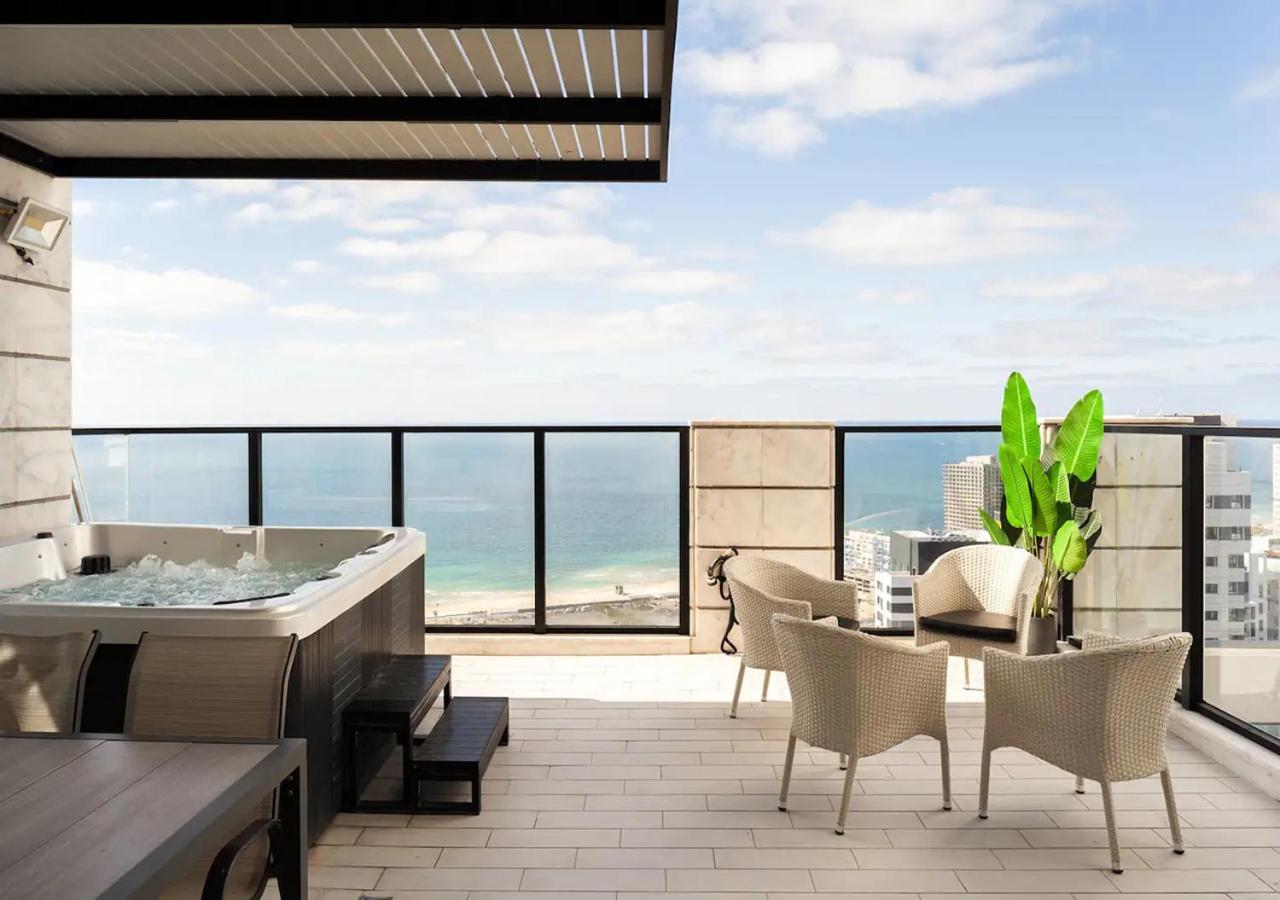 Oַ&O Group- Luxury Penthouse Jacuzzi Sea 36 Floor Apartment Bat Yam Exterior photo