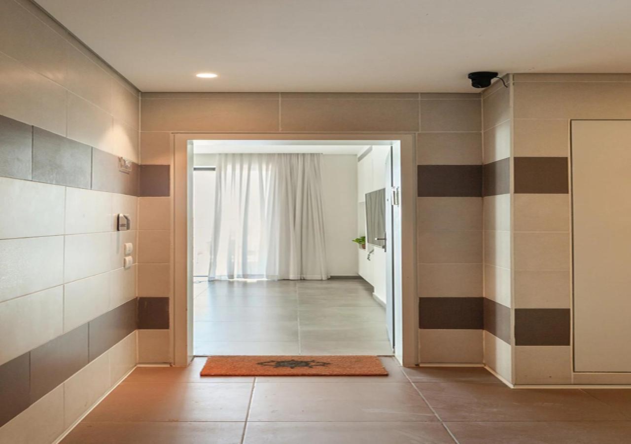 Oַ&O Group- Luxury Penthouse Jacuzzi Sea 36 Floor Apartment Bat Yam Exterior photo