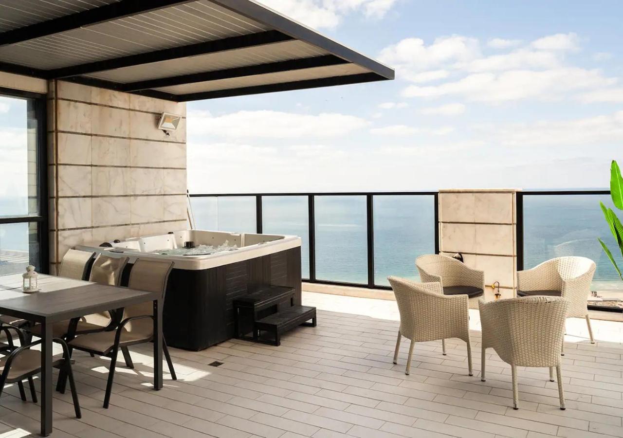 Oַ&O Group- Luxury Penthouse Jacuzzi Sea 36 Floor Apartment Bat Yam Exterior photo